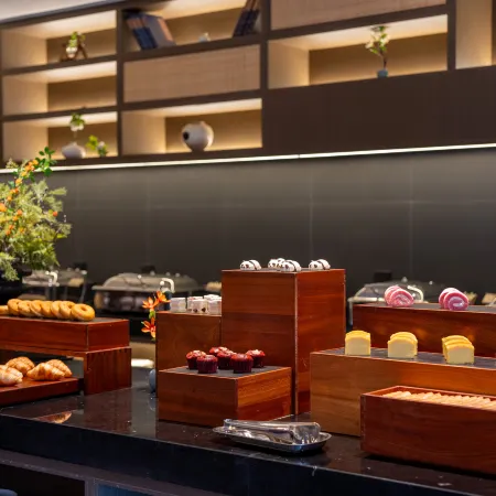 Chanyi Longxing Courtyard Hotel (Longxing Temple)