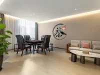 Taifeng Hotel (Qujing Wanda Bund) Hotele w: Qujing