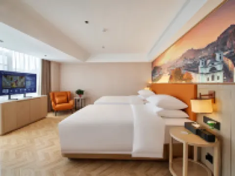 Vienna Hotel (Jinping Car South Station Branch） Hotels in Jinping