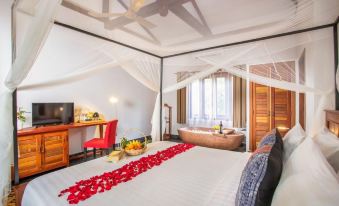 Isann Lodge