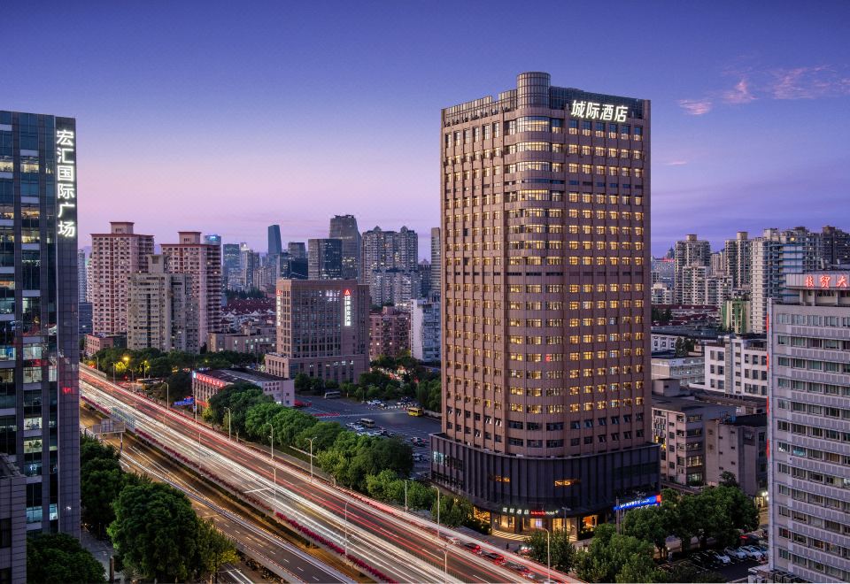 hotel overview picture
