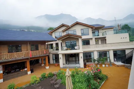 Erma Home Отели рядом с достопримечательностью «The Earthquake Site of The Old Beichuan County»