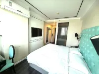 Lanzhou Zhangye Road Provincial Government Metro Station Feitian Ruyi Hotel