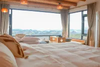 Qiannian Yaozhai Shanggougou Homestay - parking