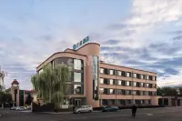 HanTing Hotel (Hinggan League Jalaid Banner)