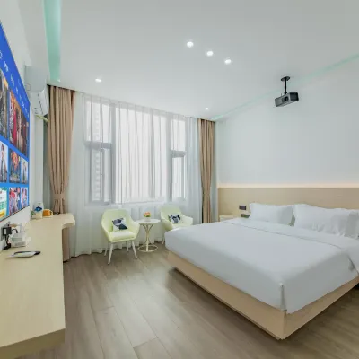 Dali Zhiye Intelligent Film and Television Hotel Hotels near General Cave
