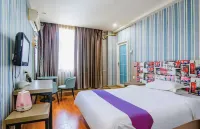 Xinxiang County Late Autumn Hotel (Pangdonglai Erpang)