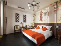 Tang Dynasty Seal · Siheyuan Tang Style Homestay (Xi'an Zhonglou Subway Station Branch) Hotels in Xi'an