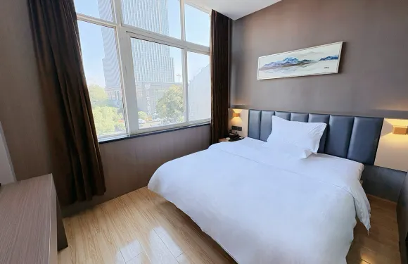 曼美致華酒店（南京江浦龍華路地鐵站店）