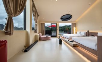 Sugiyama · Preface Wild Luxury Homestay