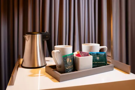 Hôtel Mercure Lyon Centre Saxe Lafayette Отели рядом с достопримечательностью «Дворец конгрессов Лиона»