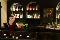 Half Hotel (Yangzhou Slender West Lake) - bar