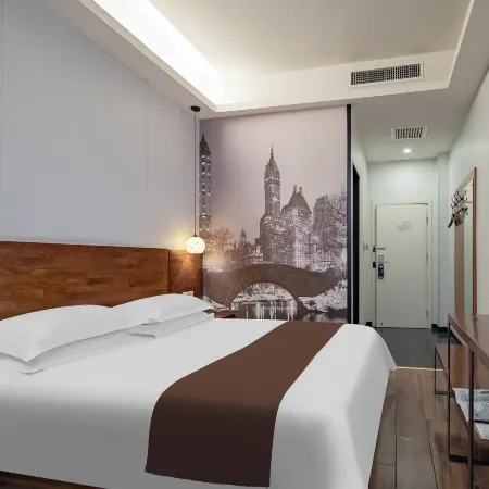 Lang Yun Ripple Hotel (Pingshan Hehualou county standard store)