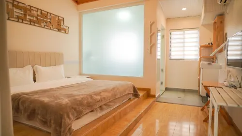 Fontainebleau International Youth Hostel