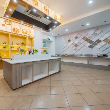 Orange  Hotel