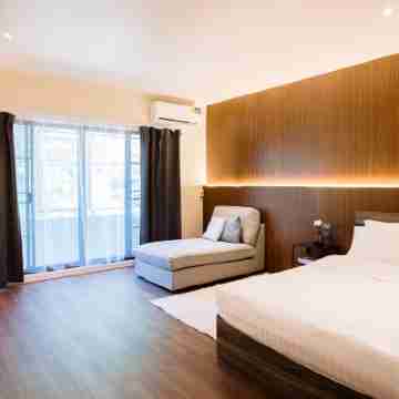 Liver Bird Ratchada Rooms