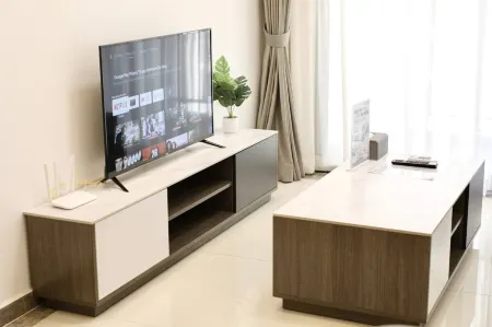 R&F Hotel and Apartment Отели рядом с достопримечательностью «Статуя короля отца Нородома Сиханука»