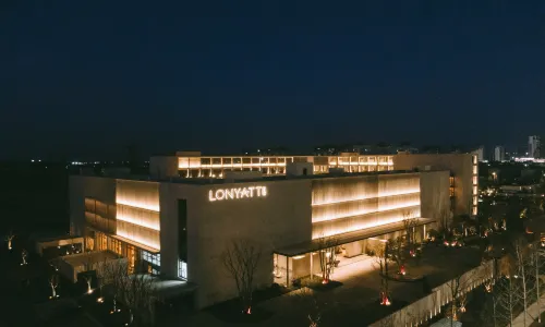 LONYATT HOTEL
