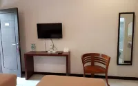 Rumah Kita Homestay Hotel dekat LASHOP BERKAH