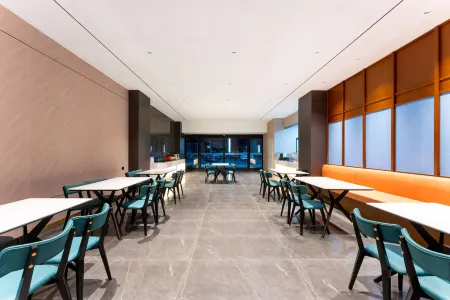 Mehood Hotel (Jinan West Railway Station Yinxiang Jinan Quanshijie) Отели рядом со станцией Ji'nan West Railway Station