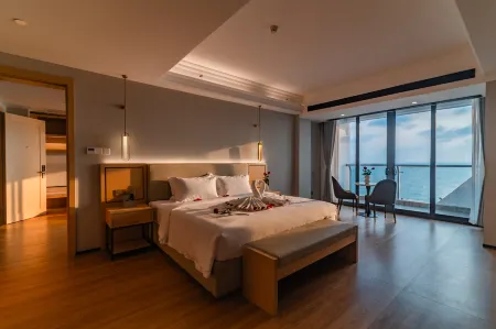 BILLIONS HOTEL Отели рядом с достопримечательностью «Отрес Бич»