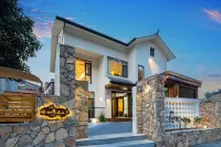 wudangsruyuanjianshan hotel Hotels near Lvsongshi Daojian Local Special Products