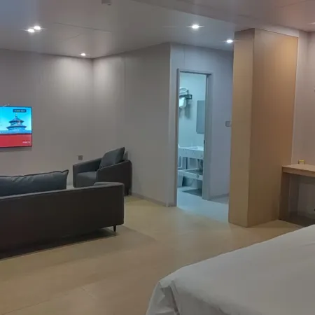 Tongnian Hotel