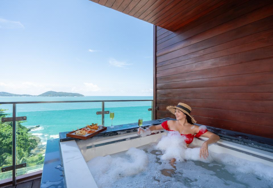 [젠마야 오션프런트 푸켓의 인피니티 풀]