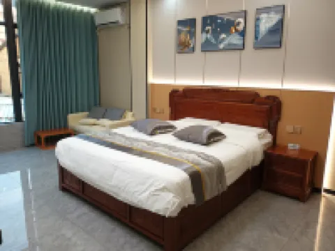 Jiufeng Town Stream Side Homestay - Balkoner