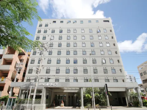 露櫻酒店那霸旭橋站東店