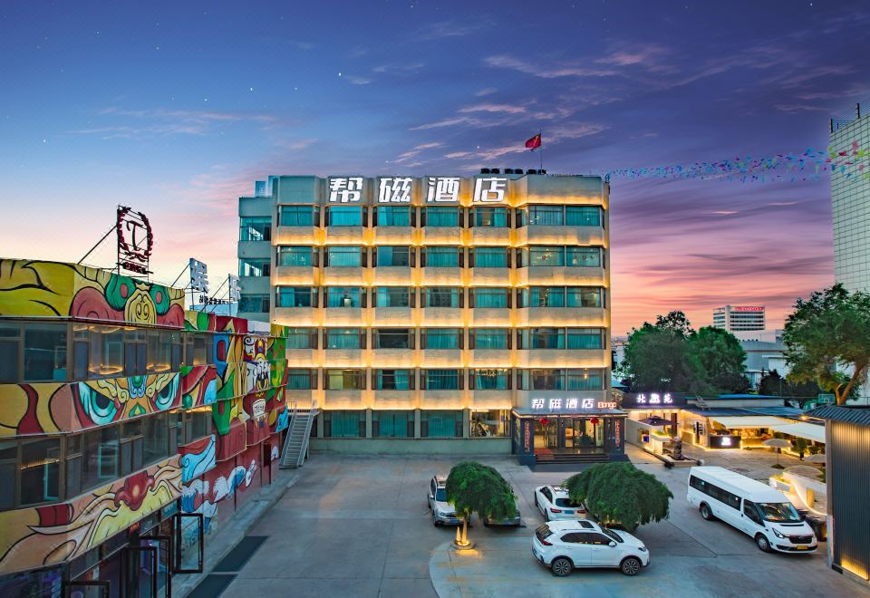 hotel overview picture