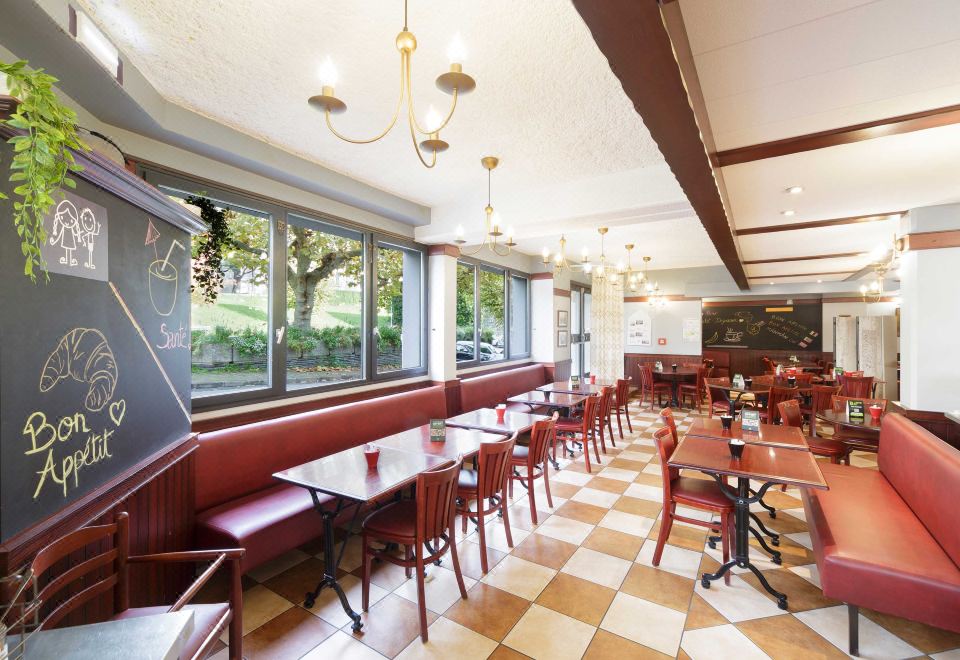 B&B 호텔 루르드 센터 외관