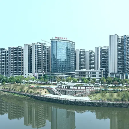 Yuting International Hotel (Liankang City Ningjiang Park Branch)