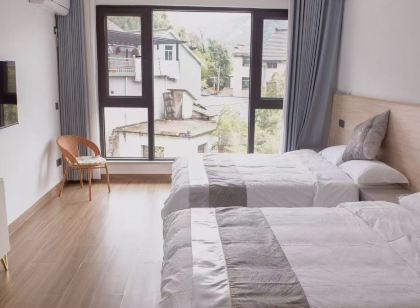 Jinfuyuan Homestay (Fuyang Longlinba)