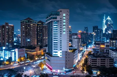 Blue Coast Hotel(Kuanzhai Alley Wenshu Monastery Store) Hotels in Chengdu