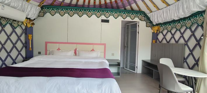 Longxian Customs Nongjiale Hotels in Long County