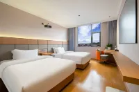 Huanghe Resort Hotel - parking