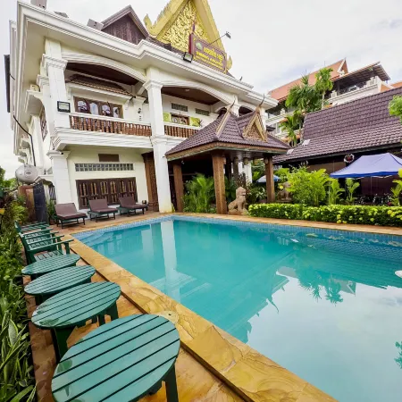 Shining Angkor Boutique Hotel Отели рядом с достопримечательностью «Пном Бакхенг»