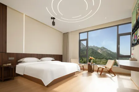 Jian Shan Xi Mei Su (Huashan Tourist Center Store)