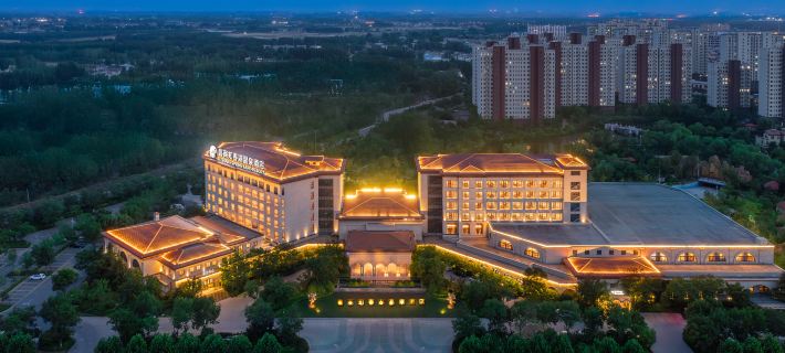 Lushang Spring Lake Resort Các khách sạn ở Lâm Nghi