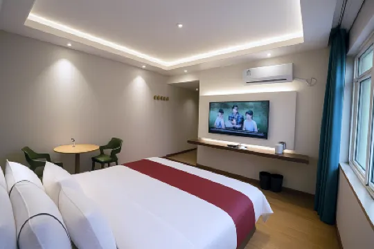 Heishui Shibai Hotel