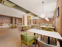 Jingyue Zhishang Hotel (Dalian Fujiazhuang Beach) Hotels near Yinshatan Bathing Spot