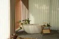 Li Lupanshan Yun Hotel - Hot Tub