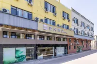 Homeinn Ease Hotel (Shanghai Hongqiao Airport/National Exhibition and Convention Center) فنادق في شنغهاي