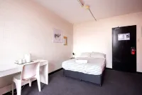Billabong Backpackers Resort