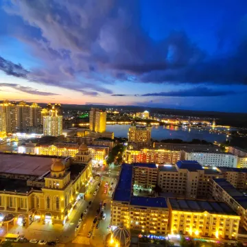 Manzhouli Yunbian Sightseeing Hotel Apartment (Huadu Building High-rise Branch) Отели рядом с достопримечательностью «Sino-Russian Trade Pedestrian Street»
