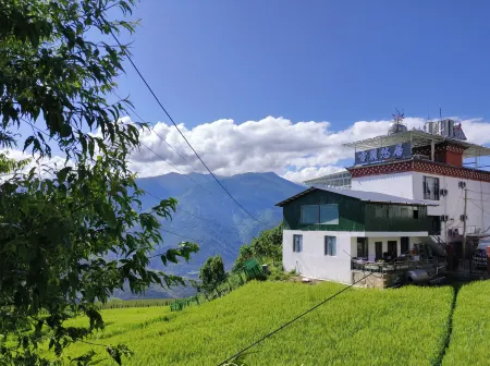 Xuelu Youju Homestay