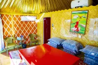 Wulijitai Homestay (Huitengxile Grassland)