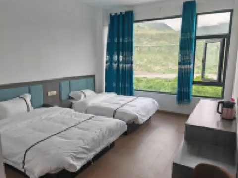 Mainling Taofeng Yinxia Homestay