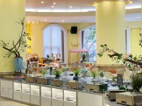 Country Garden Funyard  Phoenix Hotel Xinhui Jiangmen（Wanda Plaza ） Hotels in Jiangmen